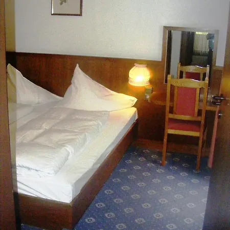 Appartementhotel Am Roemerweg 아파트
