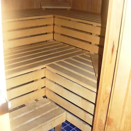 아파트 Appartementhotel Am Roemerweg 3*