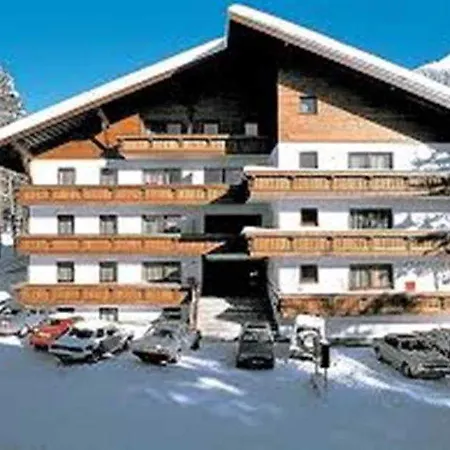 Appartementhotel Am Roemerweg Lägenhet 3*